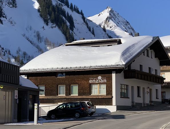 Enzian, Außen Winter (2)